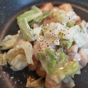 簡単！チーズとろける♪鷄むね肉とキャベツの重ね蒸し